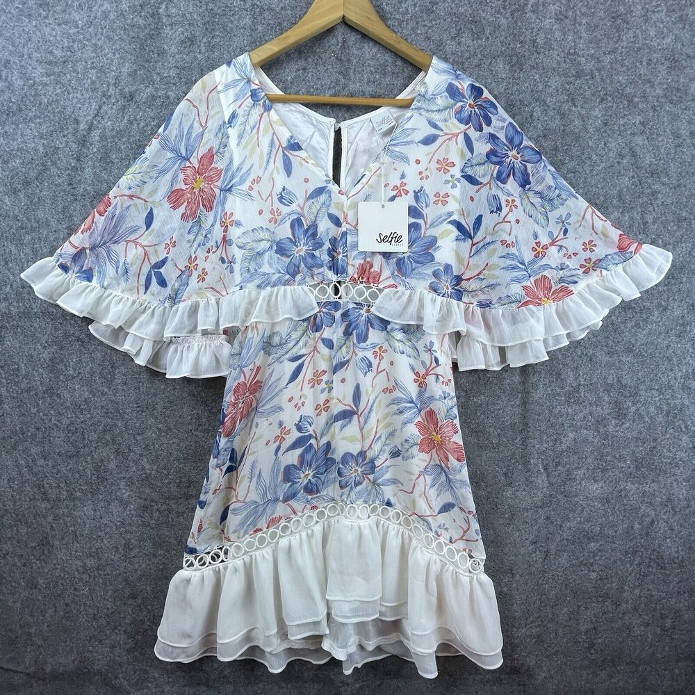 Selfie Leslie Dress S‎ Casper Batwing Cutout Ruffle Eyelet Flirty Girly Romantic